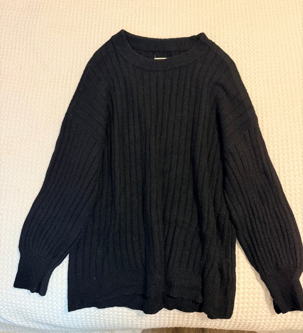 Aerie Black Sweater - Small